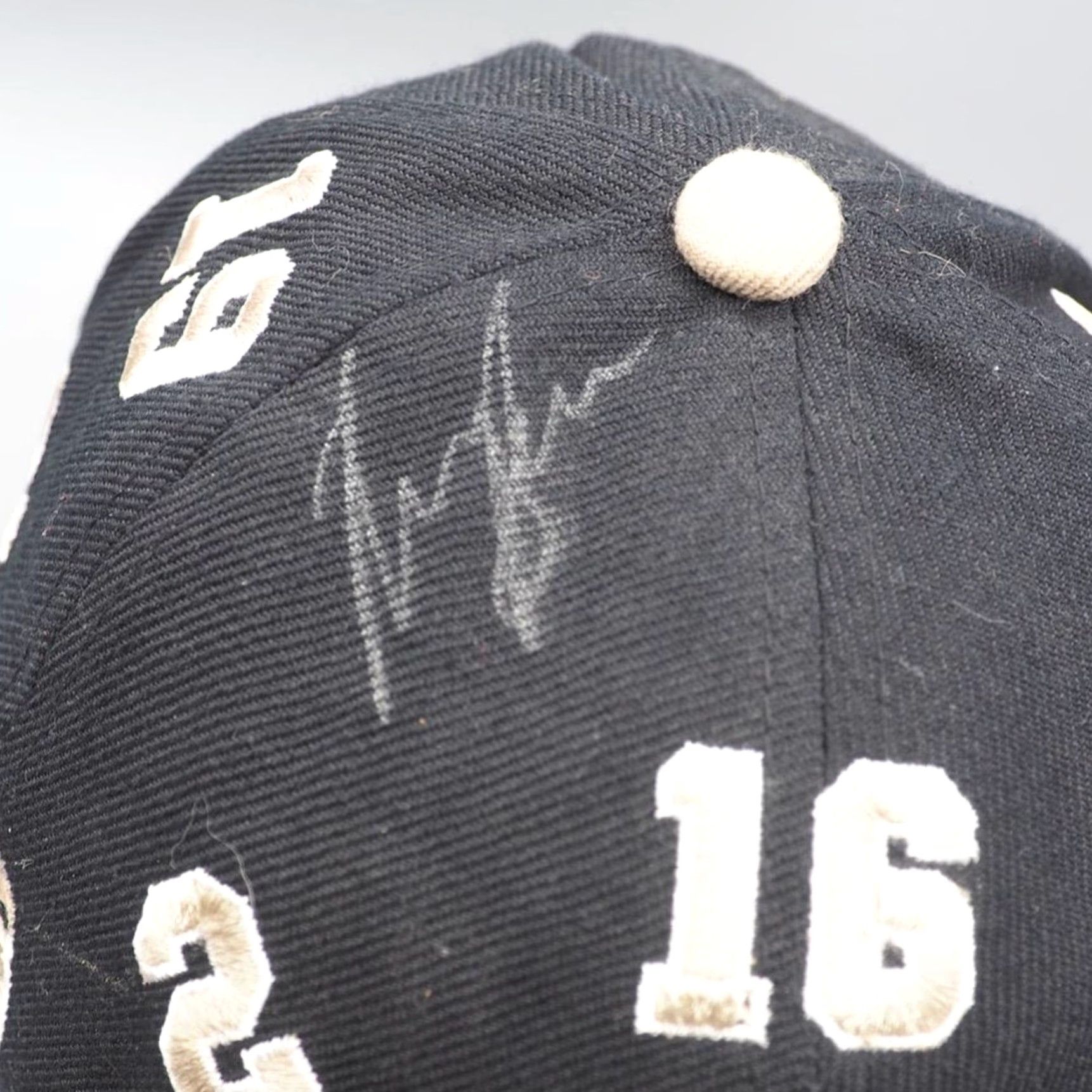 NHL Autographed NHL Hockey Pittsburgh Pengins Hat Size ONE SIZE - 2 Thumbnail