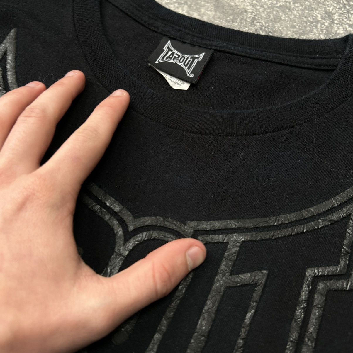 Tapout Mens Tapout Big logo Streetwear y2k skate tee size L Size US L / EU 52-54 / 3 - 5 Thumbnail