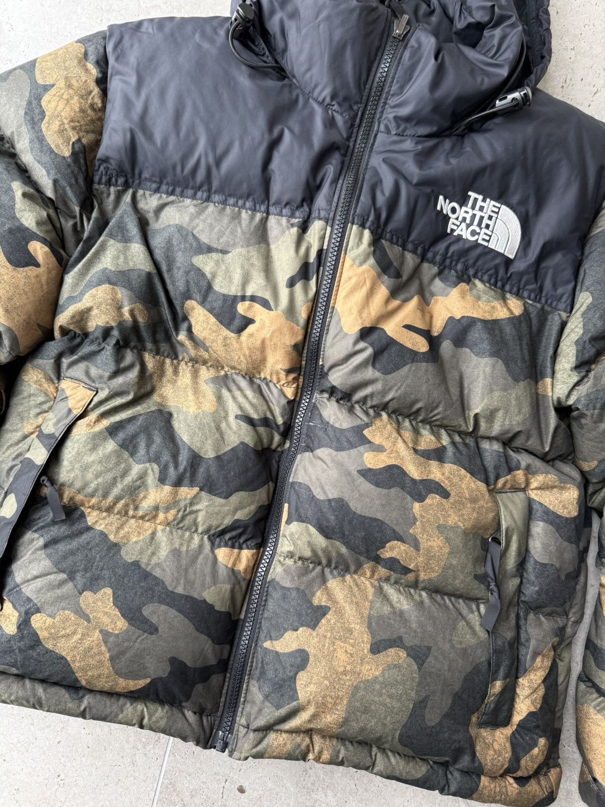 The North Face Rare The North Face Puffer 700 Camouflage Womens Size Hype Size M / US 6-8 / IT 42-44 - 3 Thumbnail