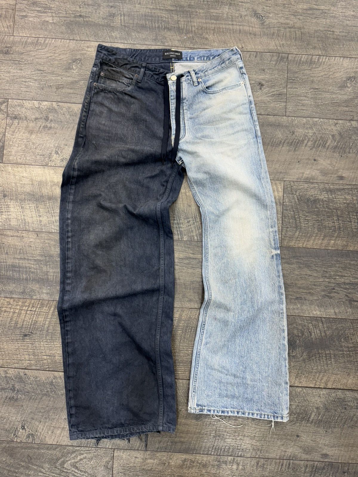 Balenciaga Balenciaga 22ss destroys baggy jeans -DMC | Grailed