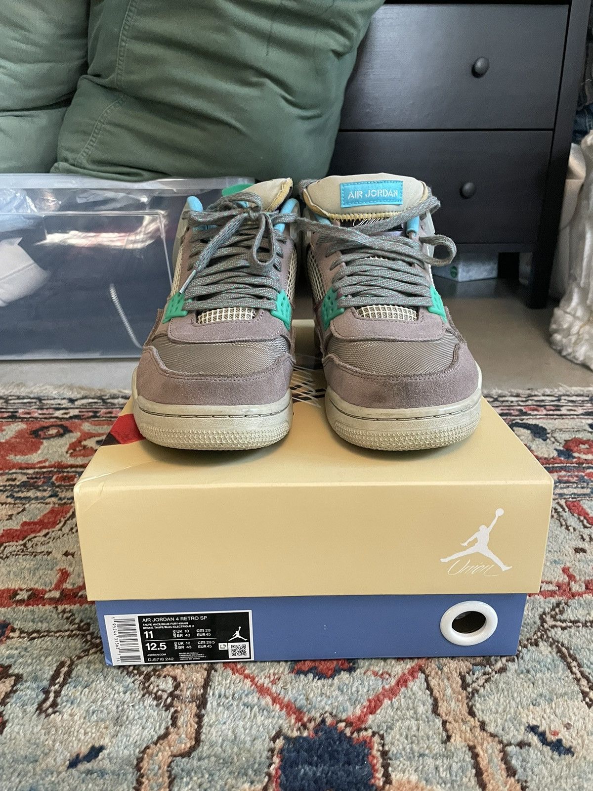 taupe union jordan 4