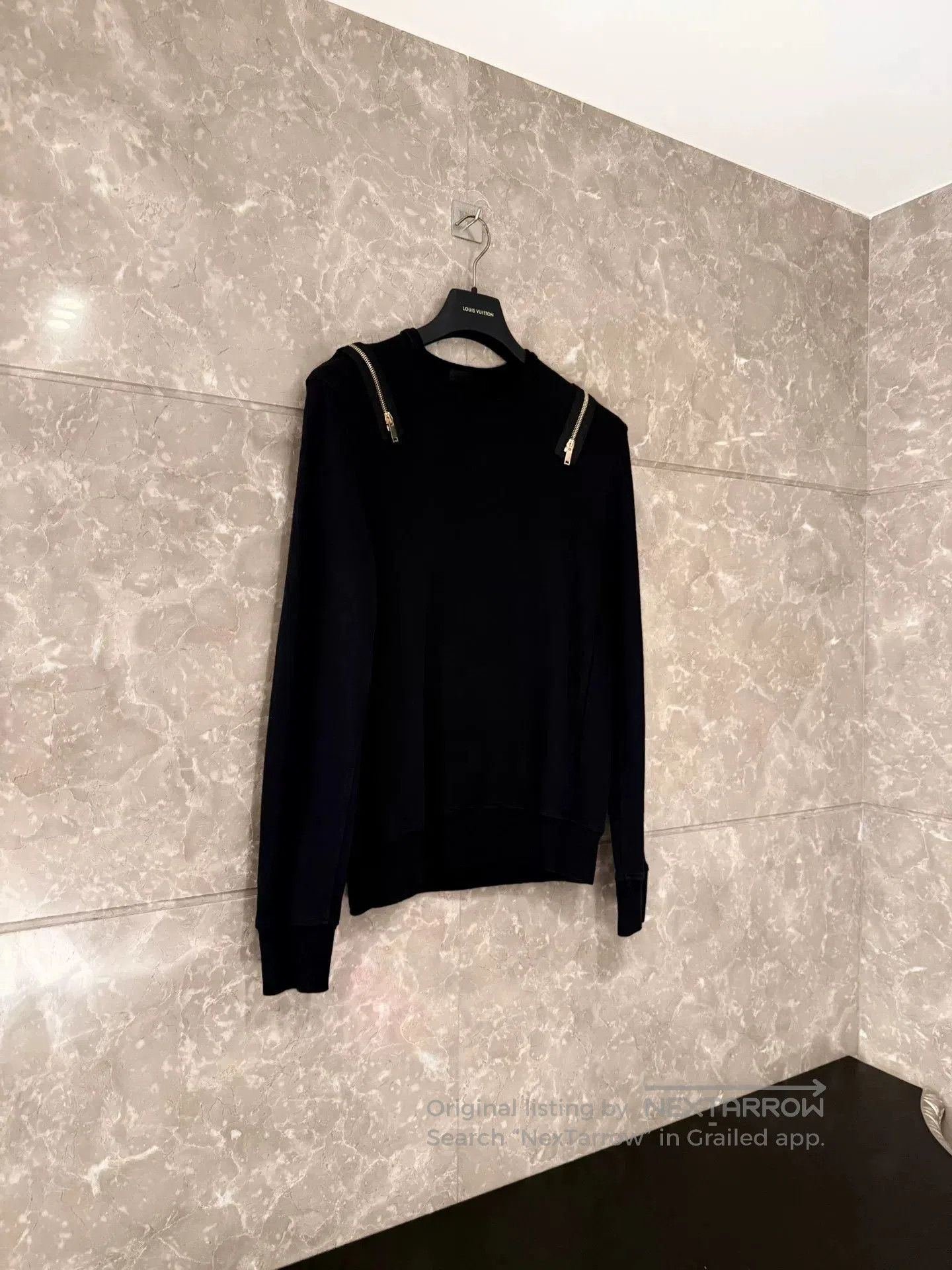 Alexander McQueen Alexander McQueen Black Knit Sweater. Size US M / EU 48-50 / 2 - 1 Thumbnail
