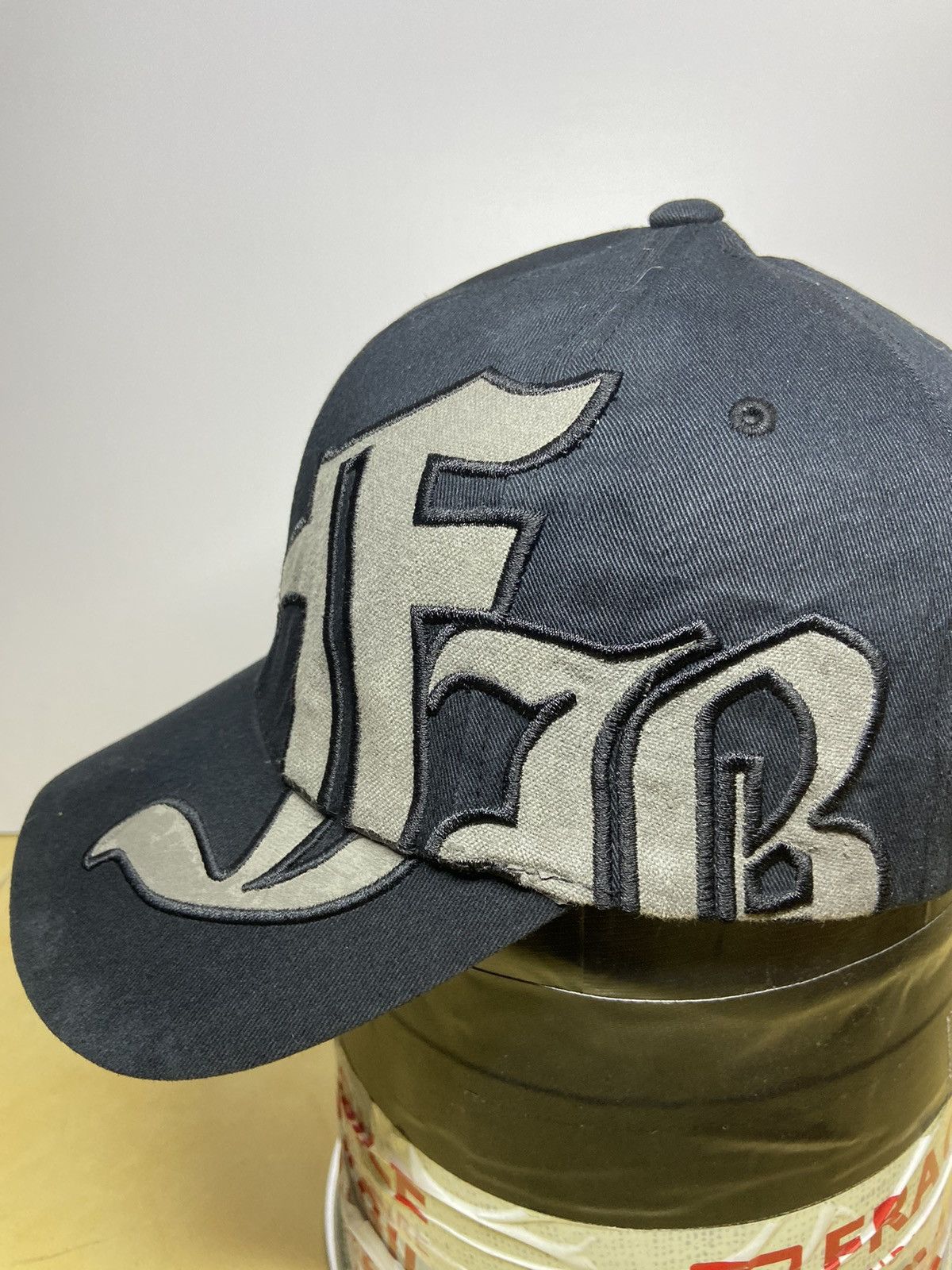 Fubu FUBU THE COLLECTION PLATINUM FUBU CAP Size ONE SIZE - 6 Thumbnail