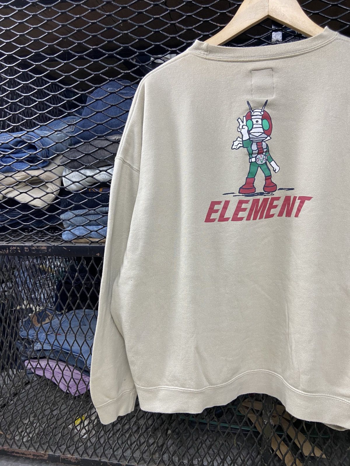 Anime × Element × Other ❤️‍🔥SEND OFFER❤️‍🔥Element Skate X Kamen Rider Sweatshirt Size L / US 10 / IT 46 - 2 Thumbnail