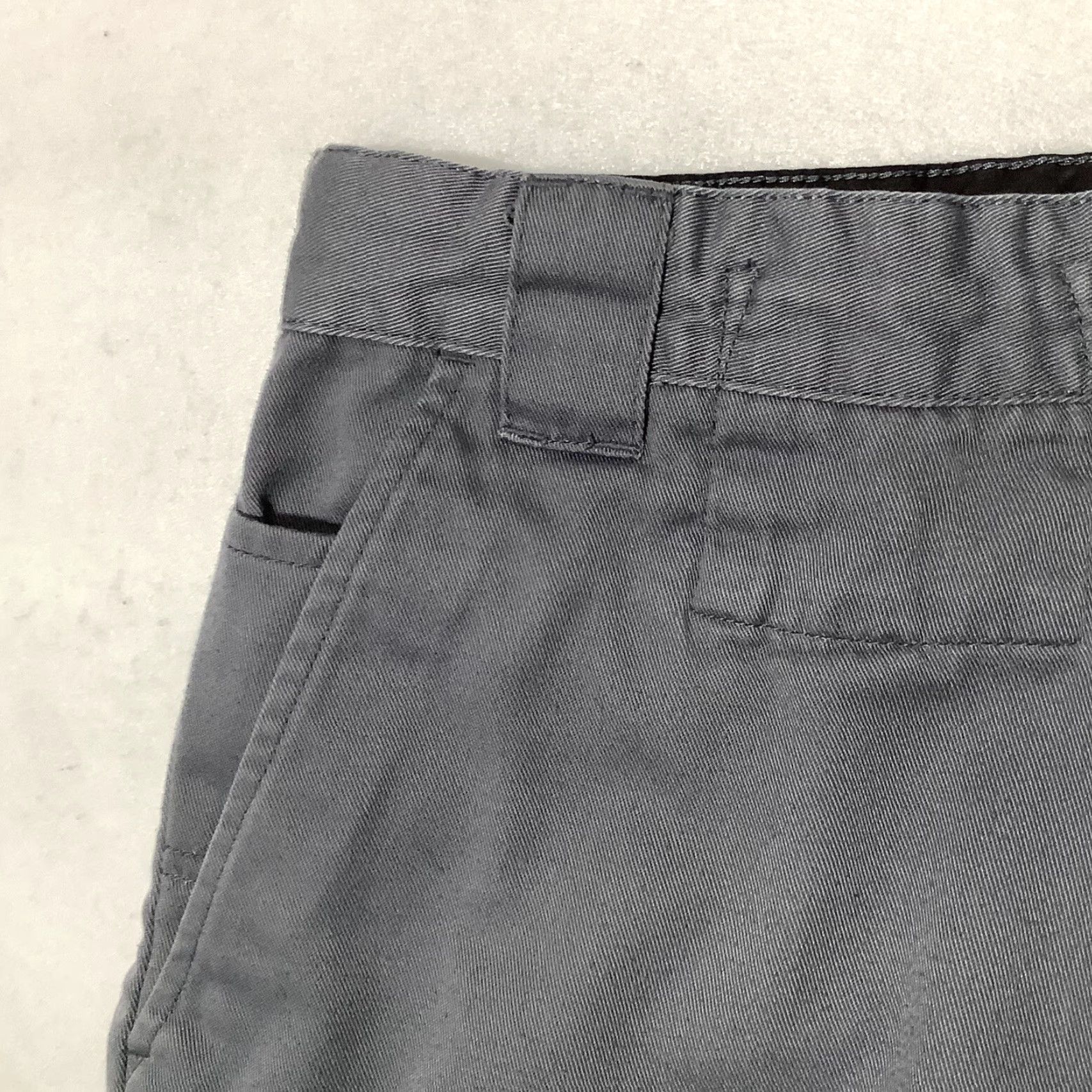 Vans VANS Chino Shorts Size 28 Mens Gray Flat Front 5-Pocket Board Skater Casual Denim? Size US 28 / EU 44 - 3 Thumbnail