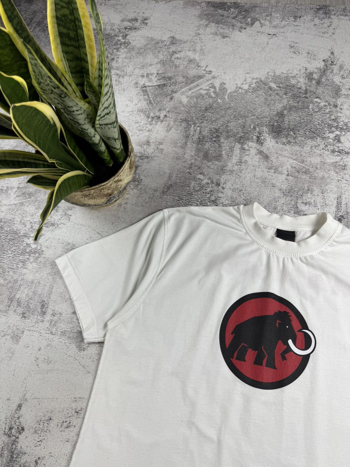 Mammut Mammut Men’s XL White Classic Logo Outdoor Cotton Basic Jersey T Shirt Tee Shirt Size US XL / EU 56 / 4 - 7 Thumbnail