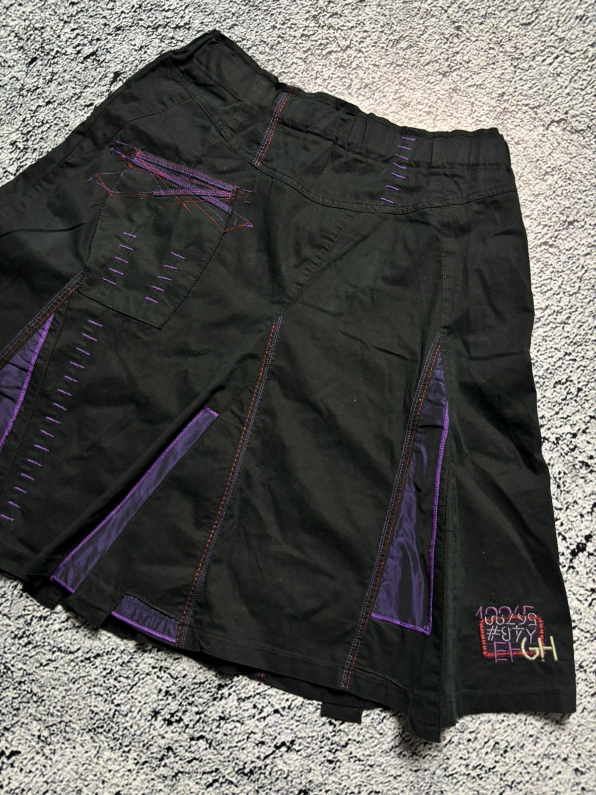 If Six Was Nine Vintage asymmetrical midi skirt with embroidery Size 29" - 2 Thumbnail