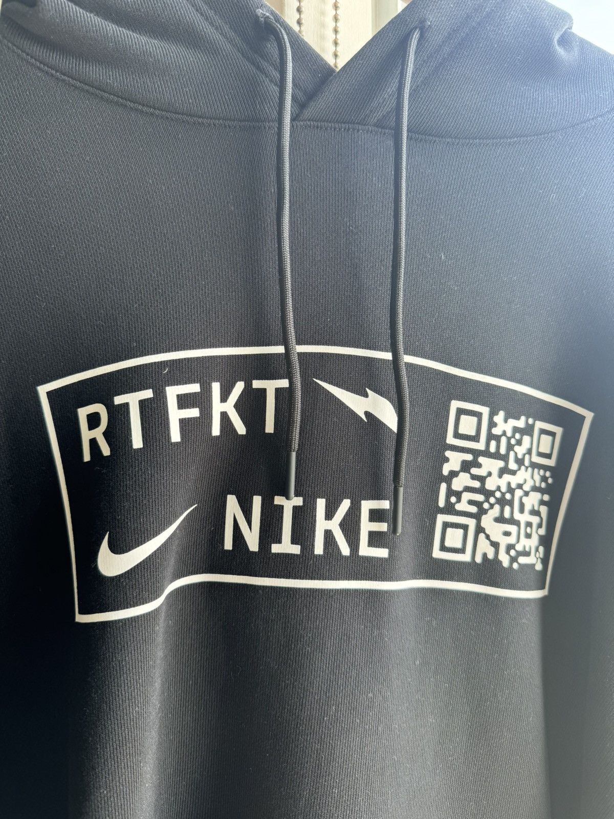 Nike RTFKT x Nike AR Hoodie - Limited Edition Size US L / EU 52-54 / 3 - 1 Thumbnail