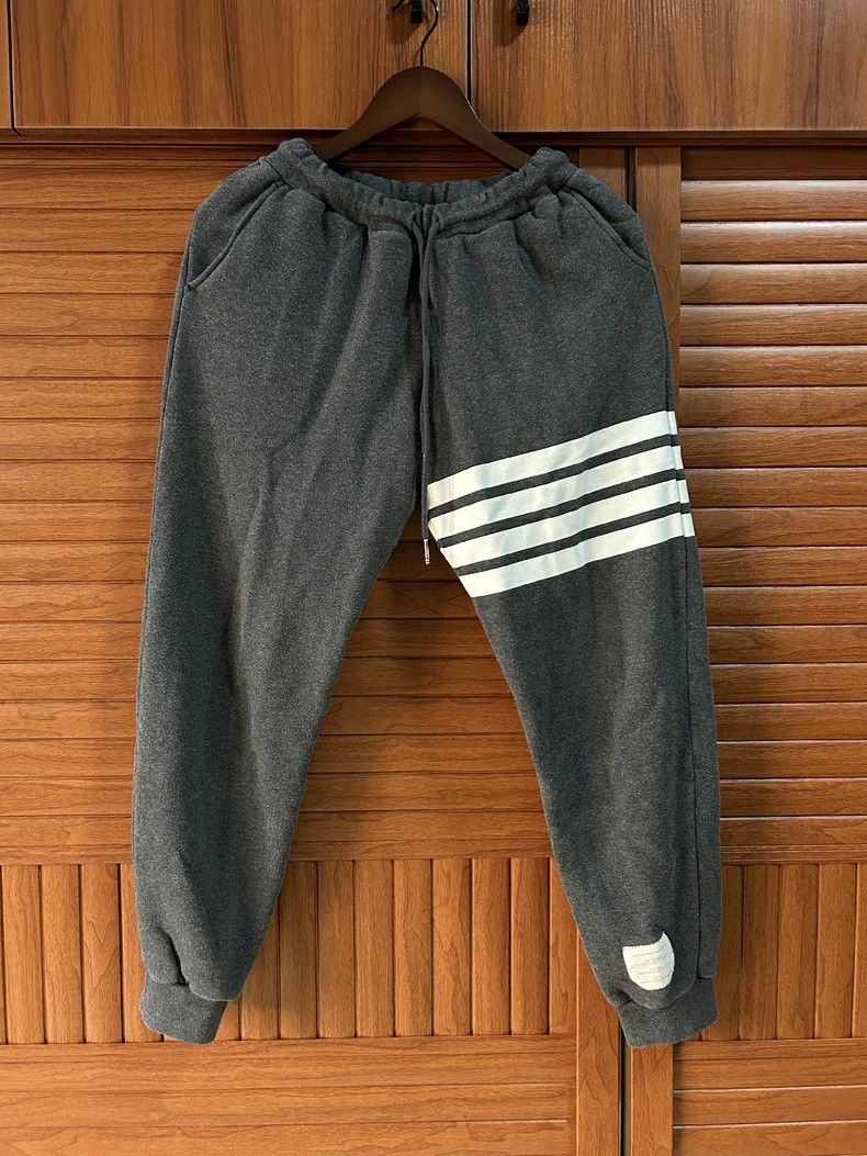 Thom Browne Thom Browne size2 Gray trousers Size US 40 / EU 56 - 1 Thumbnail