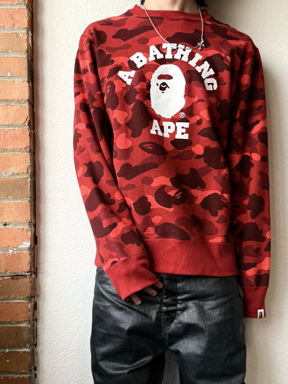 Bape Bape Red / Black Camo Long Sleeve Crewneck Size US XL / EU 56 / 4 - 2 Thumbnail