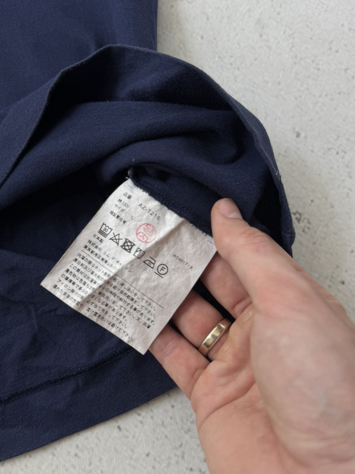 CDG by Comme des Garcons × Comme des Garcons × Japanese Brand Comme Des Garcons CDG Heart Logo Japan Blue Tee Size US L / EU 52-54 / 3 - 8 Thumbnail