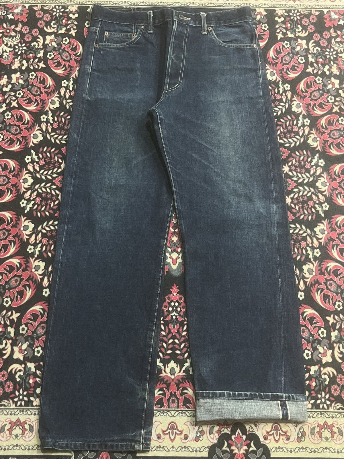 Vintage Japan Brand Dark Blue Faded Washed Buckle Back Selvedge Jean Size US 33 - 1 Thumbnail