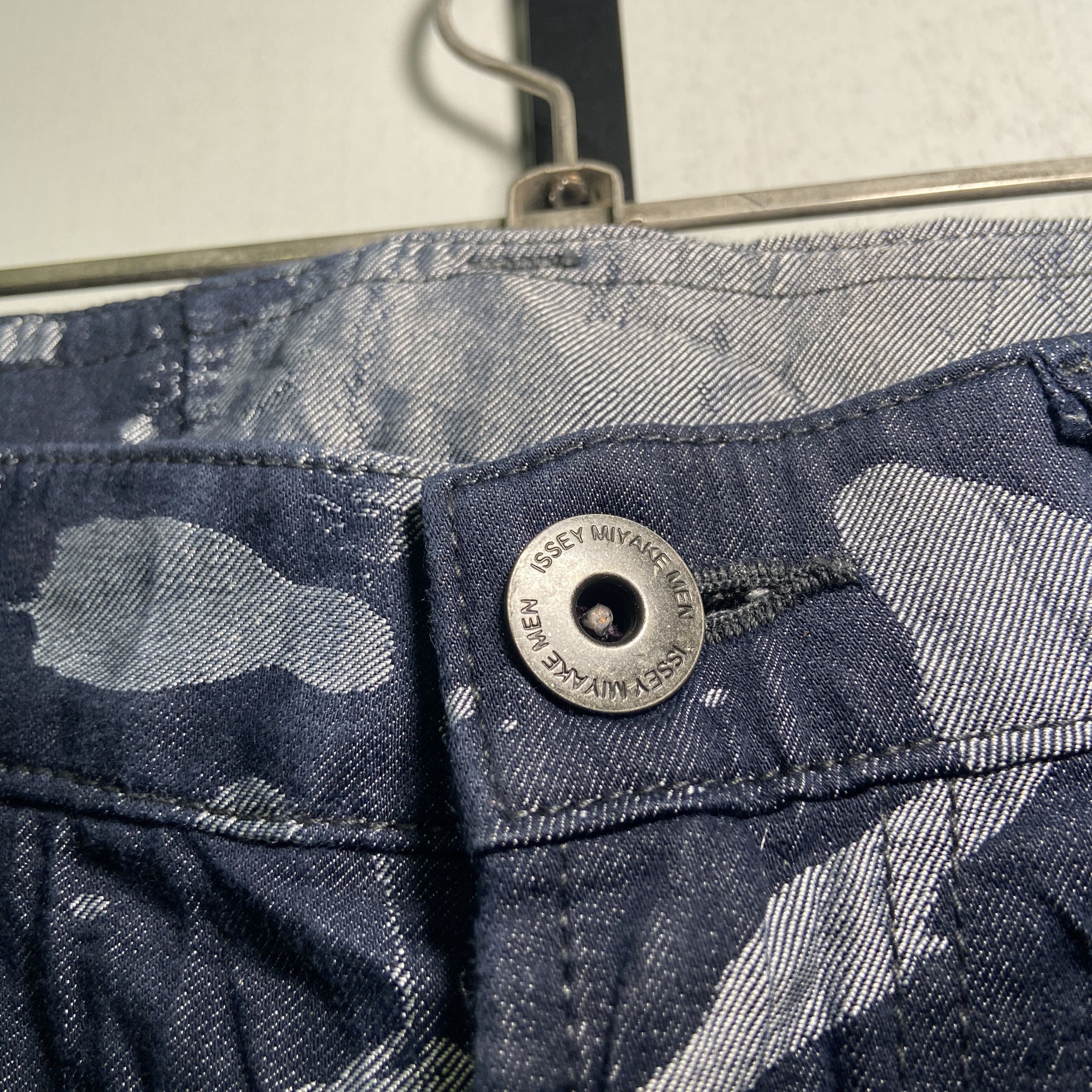 Issey Miyake Issey Miyake Men Paint Splatter Crinkle Denim SS2005 Jeans Size US 36 / EU 52 - 5 Thumbnail