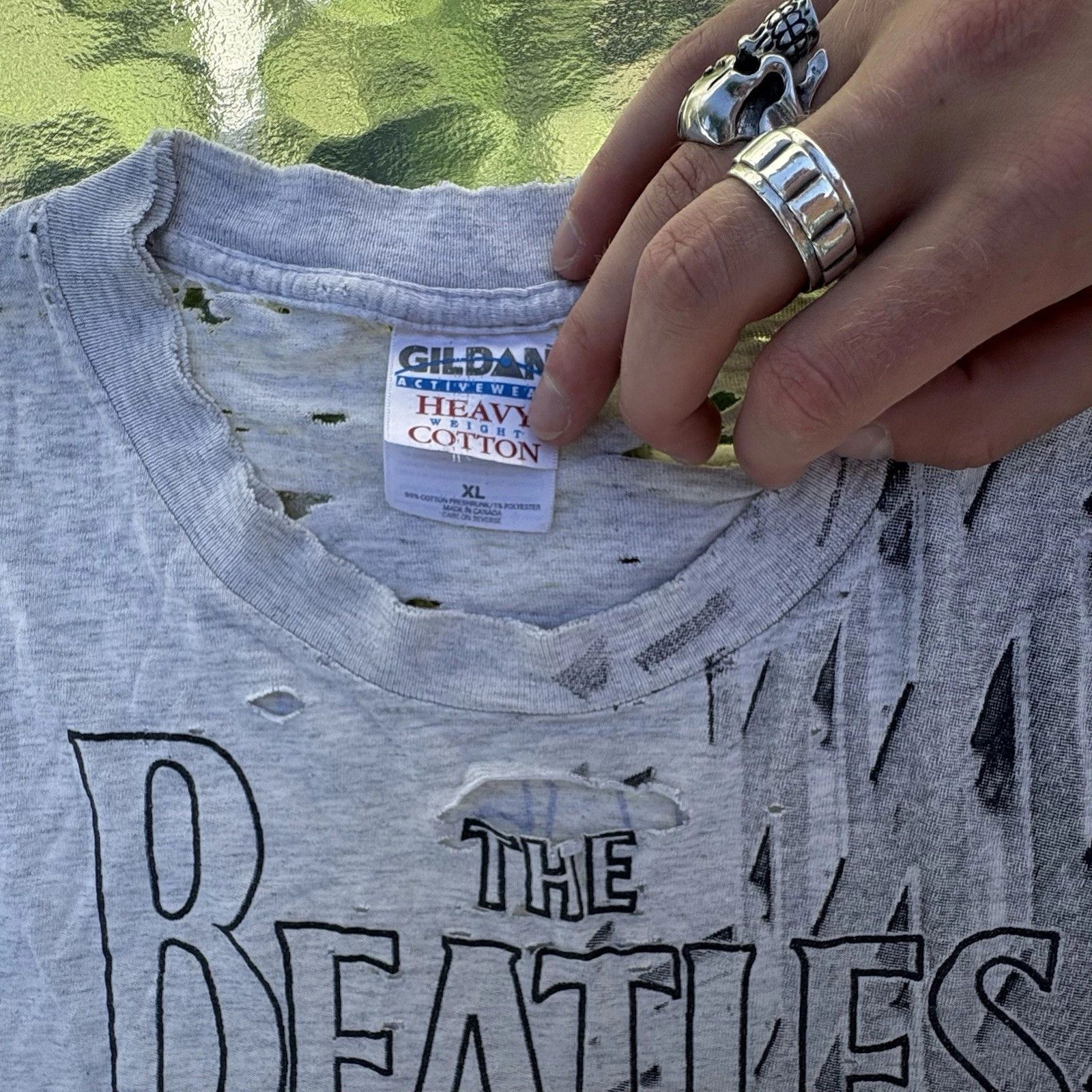 Gildan American Vintage 1997 Distressed Beatles Sleeveless Tee Size US XL / EU 56 / 4 - 3 Thumbnail