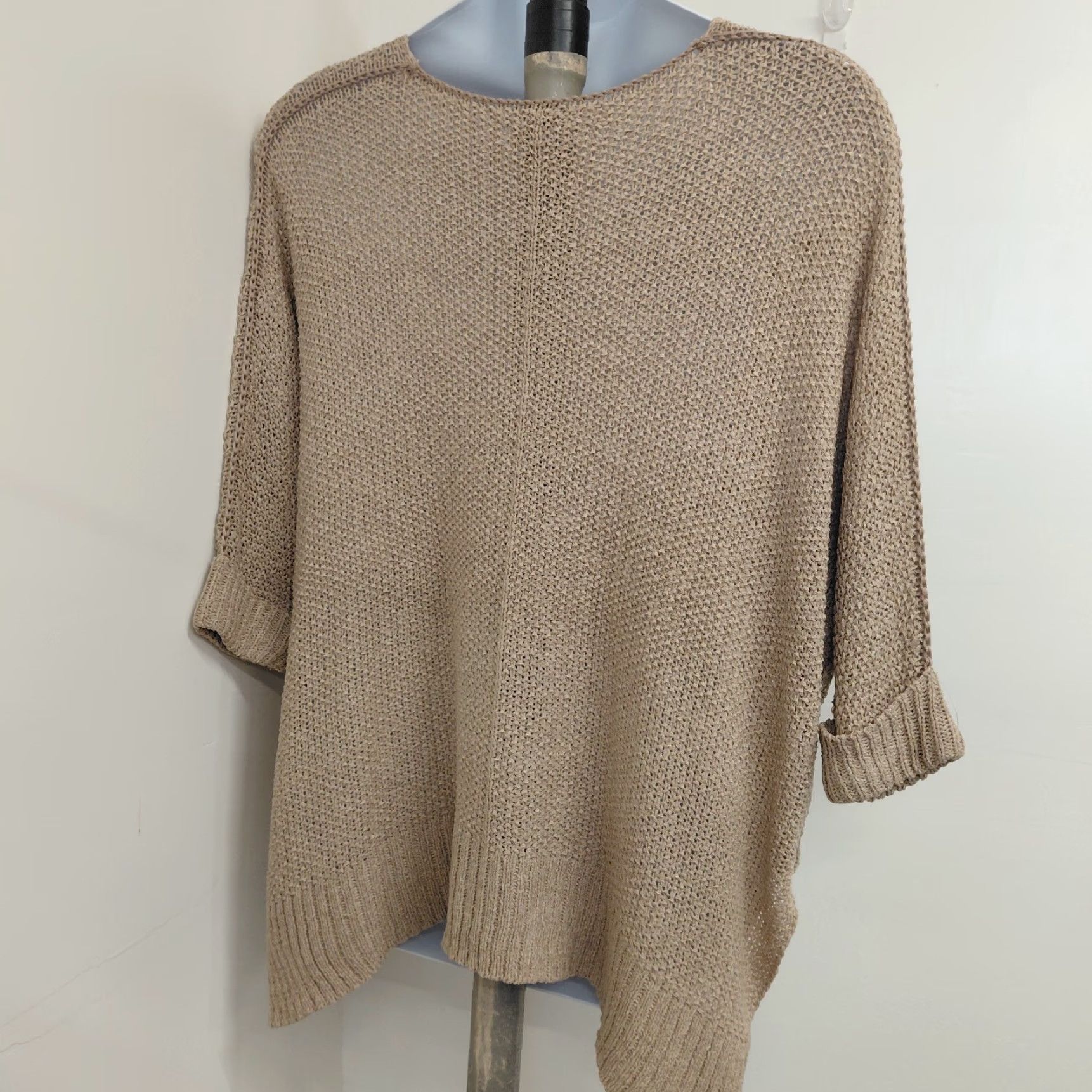 Vintage She & Sky Sweater Women's One Size V Neck Cable-Knit 3/4 Sleeve Beige Tan Pullover Size ONE SIZE - 7 Thumbnail