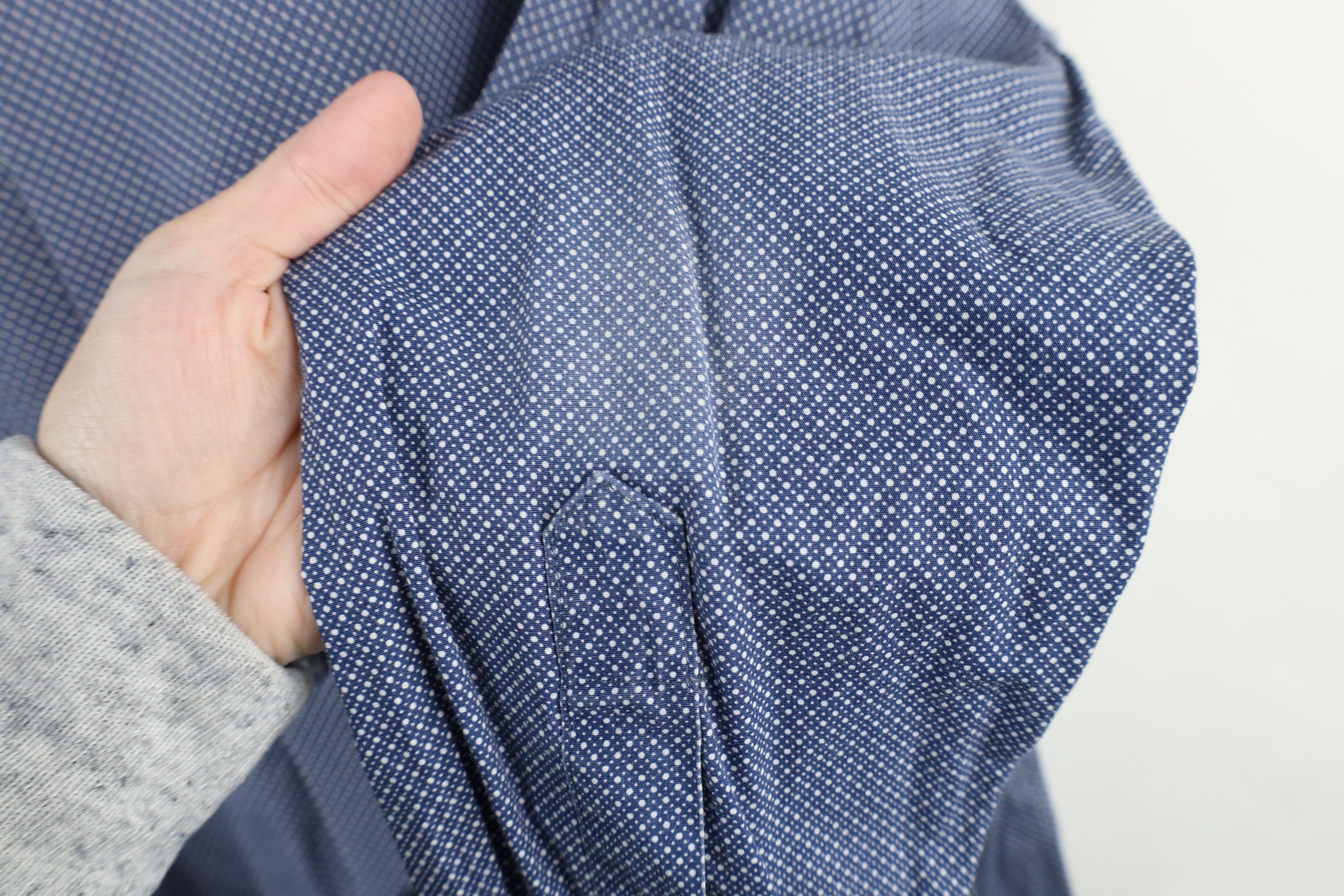 Banana Republic × Vintage Banana Republic Fit Non Iron Polka Dot Button Shirt Blue Size US M / EU 48-50 / 2 - 6 Thumbnail