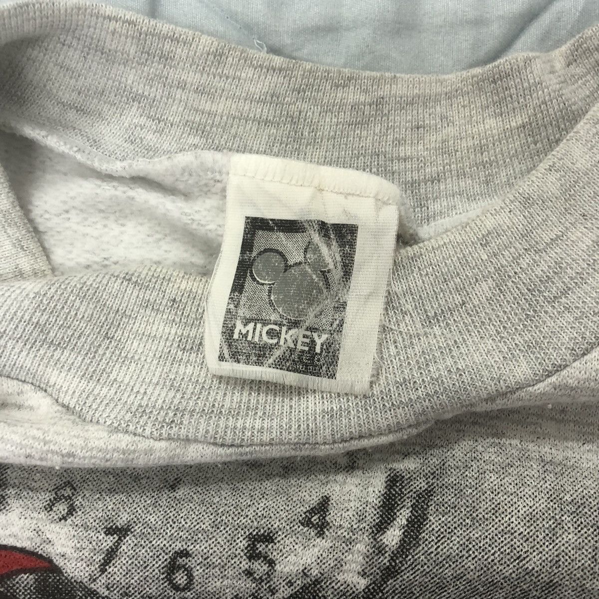 Vintage Vintage Mickey & Minnie Sweatshirt Size L / US 10 / IT 46 - 3 Thumbnail