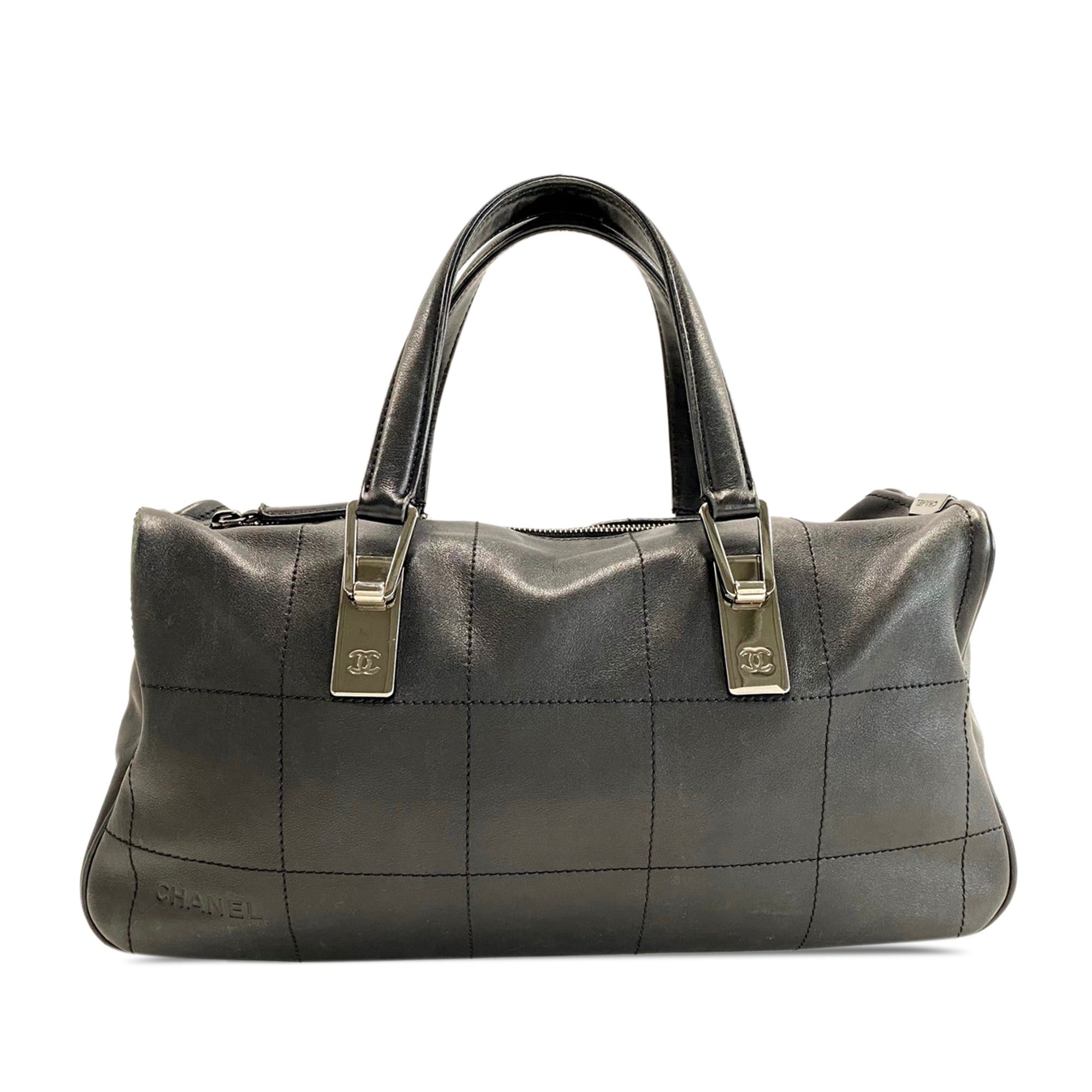 image of Chanel Cc Choco Bar Lambskin Handbag in Black, Women's