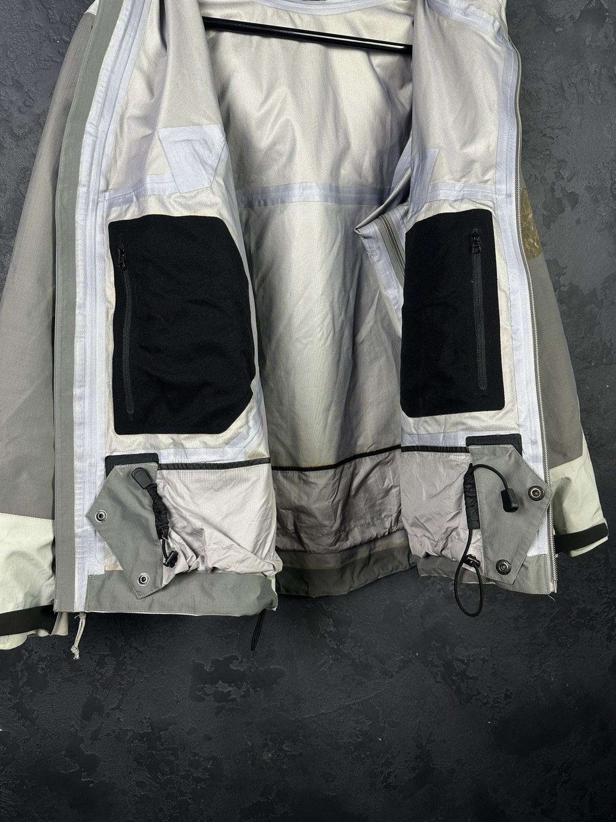 Arc'teryx Vintage 2003 Arc'teryx Sidewinder GoreTex XCR Jacket Size US M / EU 48-50 / 2 - 13 Thumbnail