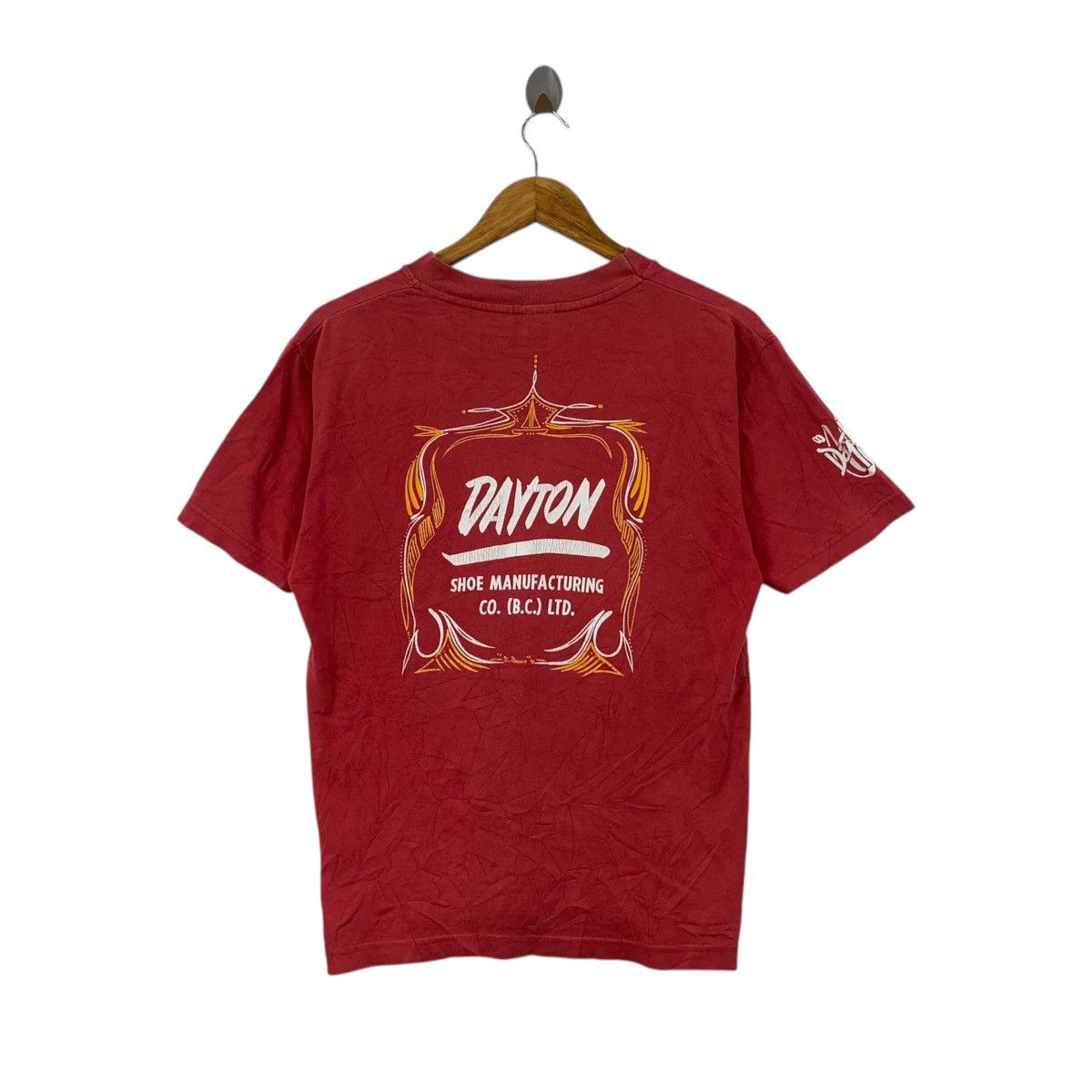 Vintage Vintage DAYTON SHOE MANUFACTURING Canada Tee Shirt Top Size US M / EU 48-50 / 2 - 7 Thumbnail