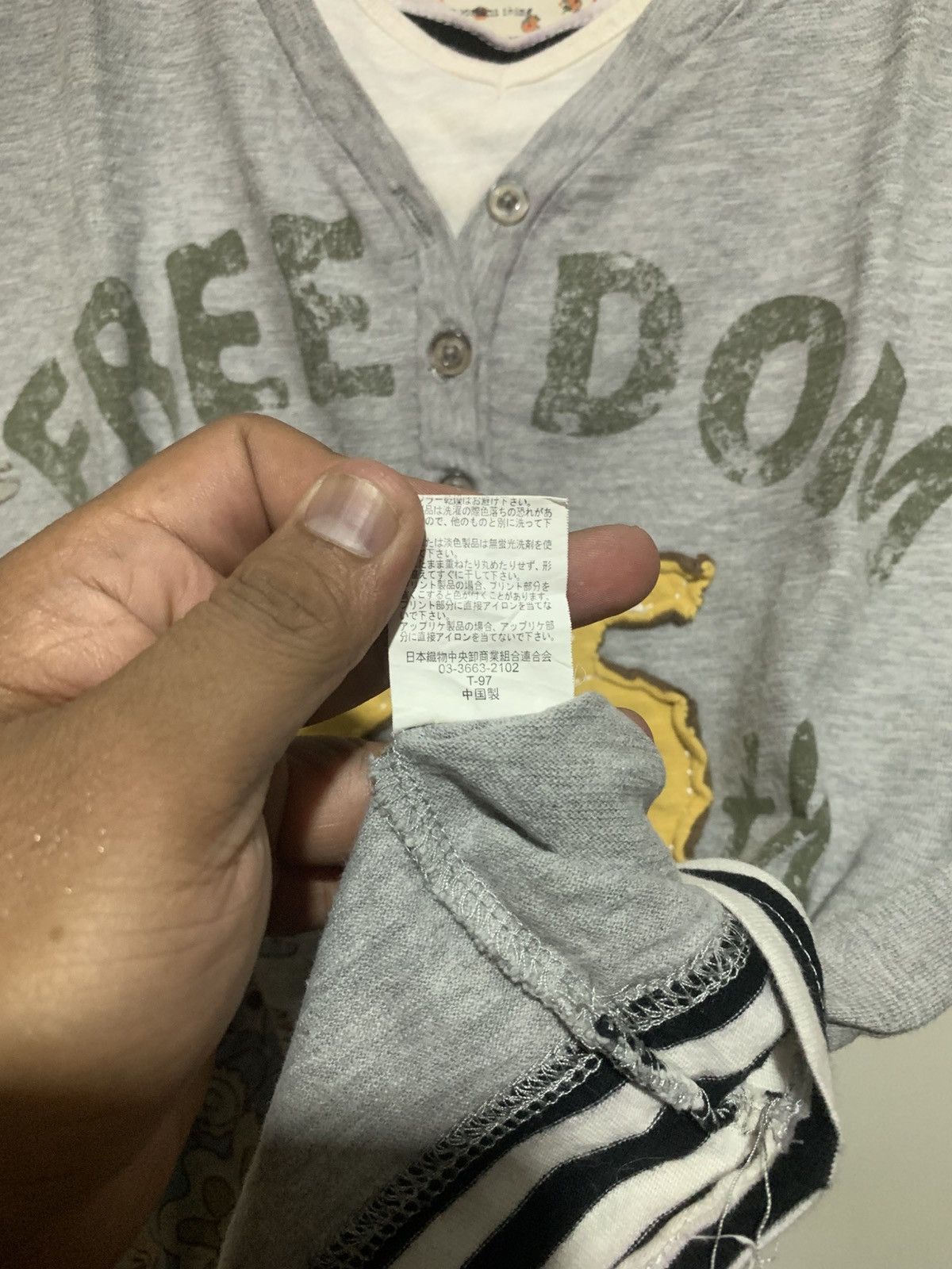 Japanese Brand Japanese Freedom 25th Patch Poem Tee Shirt Size US M / EU 48-50 / 2 - 13 Thumbnail
