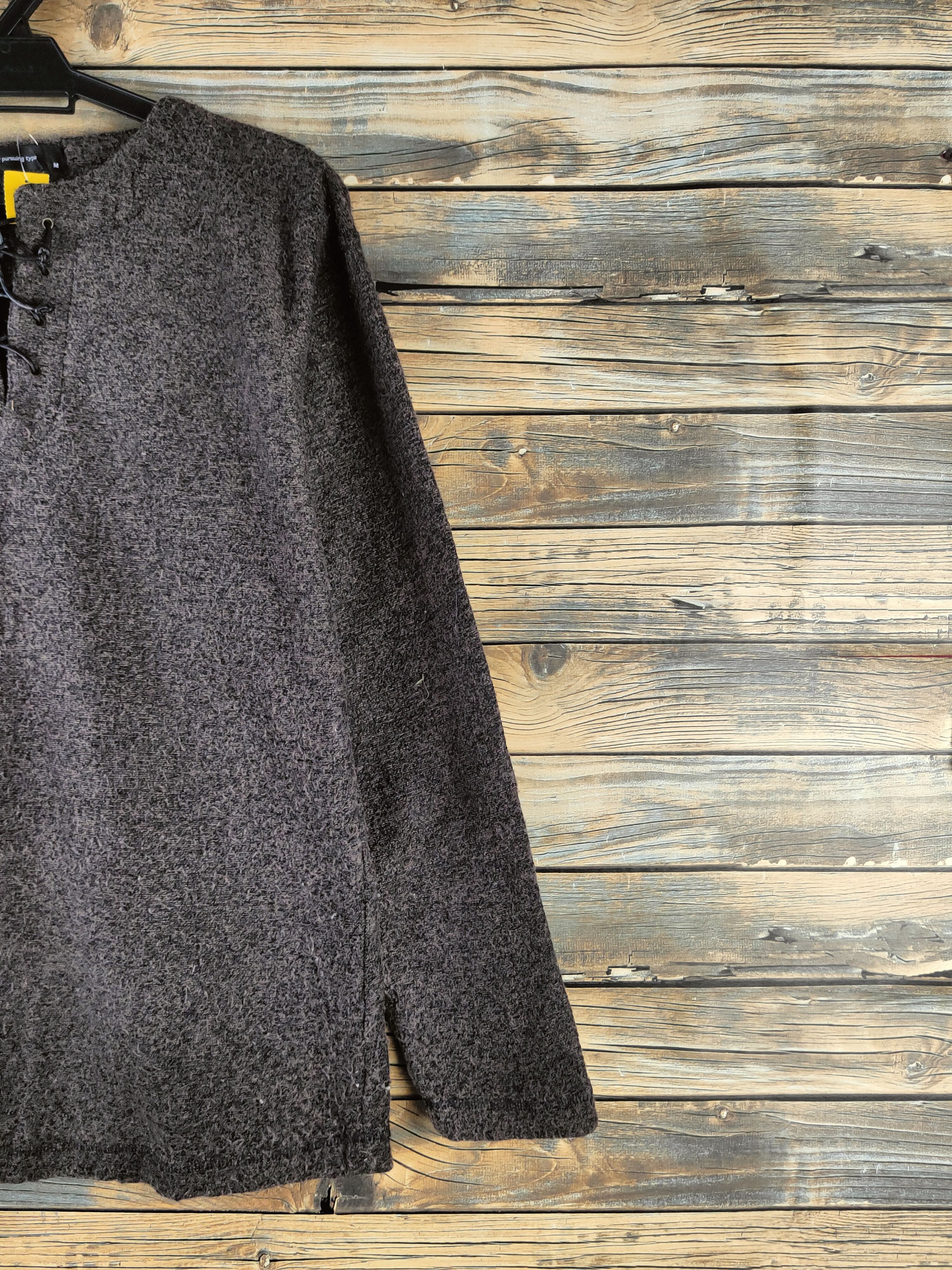 Japanese Brand DL Moderm Brown Knitwear Long Sleeve T-shirts #46-941 Size US M / EU 48-50 / 2 - 5 Thumbnail