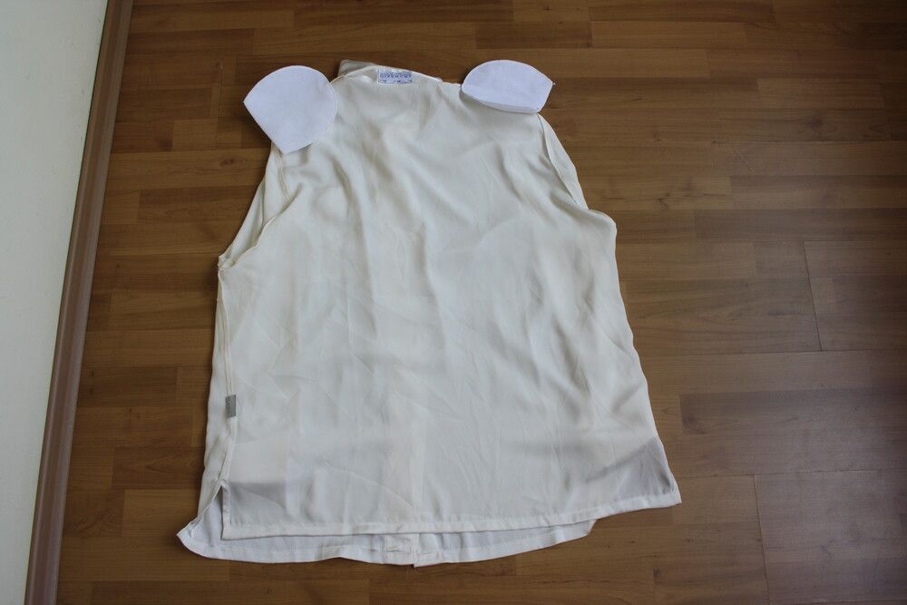 Givenchy GIVENCHY EN PLUS blouse 18W Button Up Long Sleeve Ivory Size XXL / US 16-18 / IT 52-54 - 8 Thumbnail