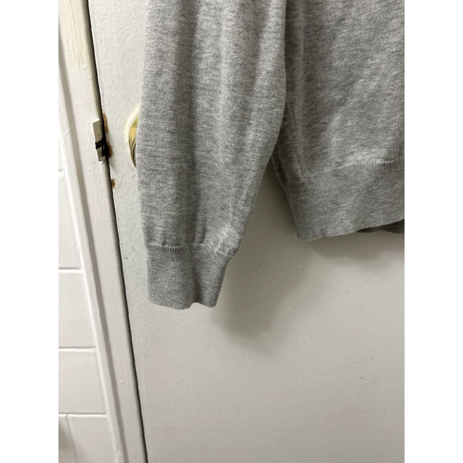 Brooks Brothers Brooks Brothers Sweater Mens Small Gray V-Neck Pullover 100% Supima Cotton L/S Regular Fit Size US S / EU 44-46 / 1 - 6 Thumbnail
