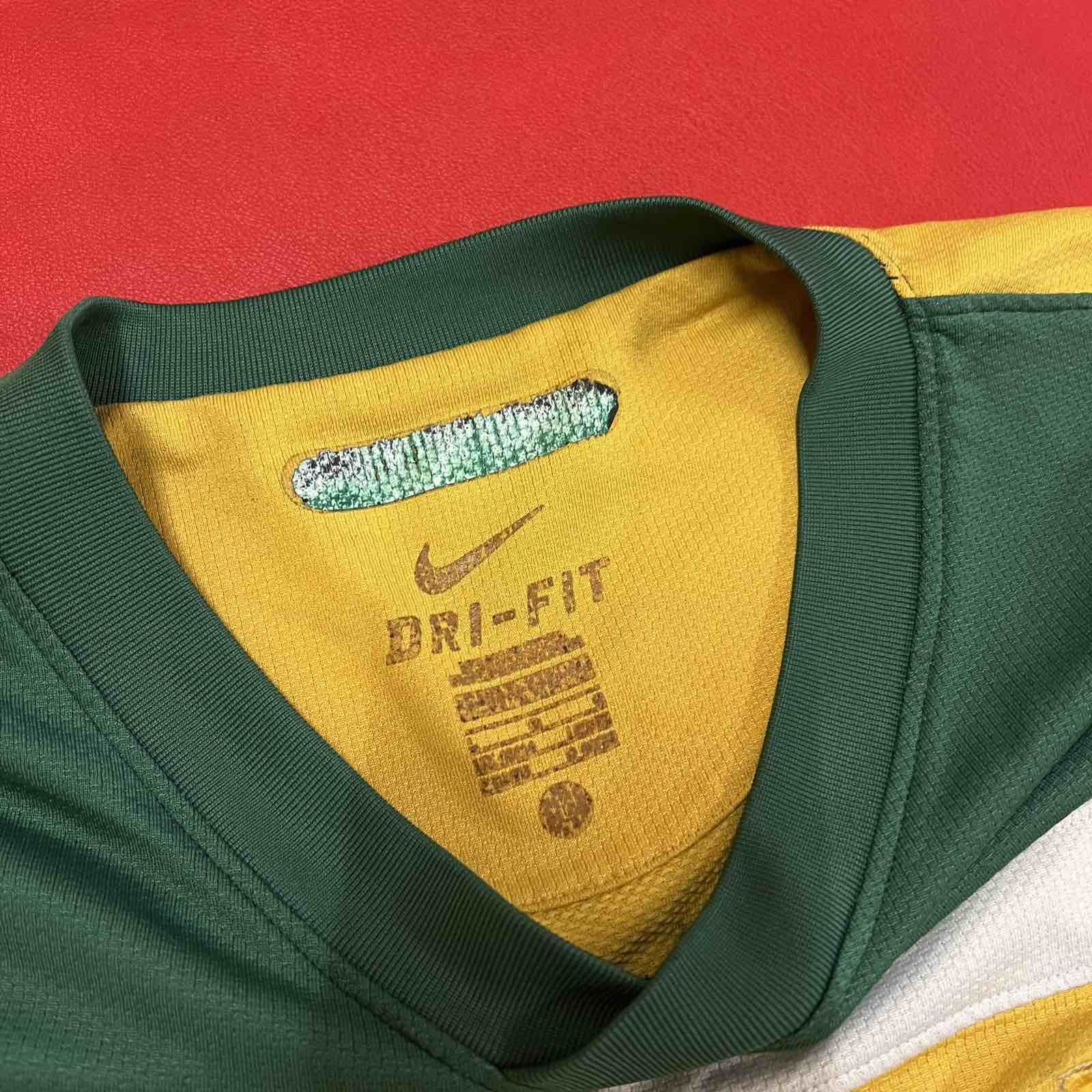 Nike Australia soccer football shirt Nike jersey 2010 2011 home Size US L / EU 52-54 / 3 - 3 Thumbnail