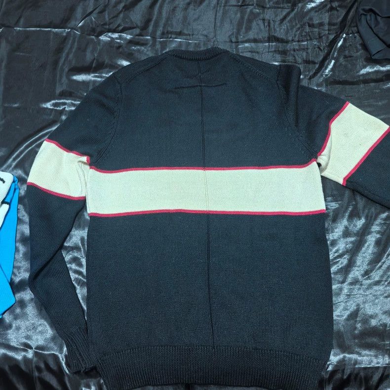 Givenchy Givenchy Classic Knit Sweater, Size M Size US M / EU 48-50 / 2 - 4 Thumbnail