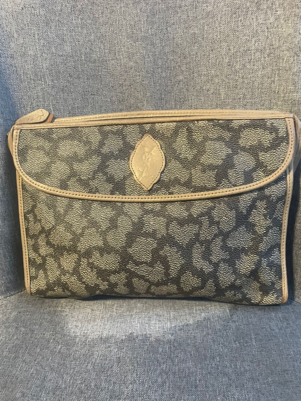 Yves Saint Laurent Authentic Yves Saint Laurent Clutch Size ONE SIZE - 12 Thumbnail