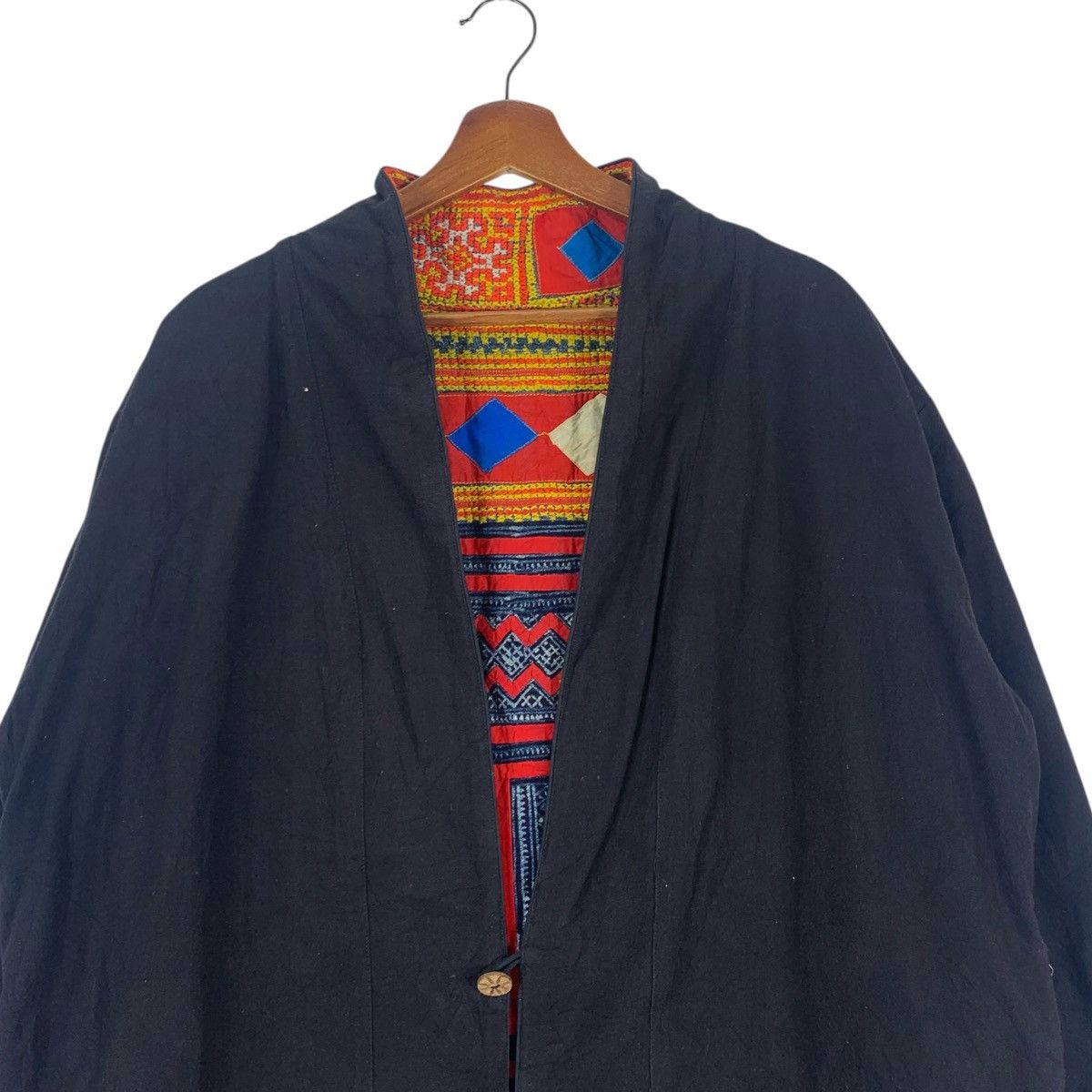 Japanese Brand × Vintage Vintage Japanese Brand Made In Thailand Black Coat Size US M / EU 48-50 / 2 - 2 Thumbnail