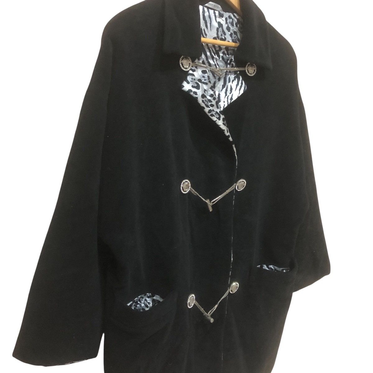 Versace 2001 lana Wool Cloaked Coat Black Jacket Size L / US 10 / IT 46 - 2 Thumbnail