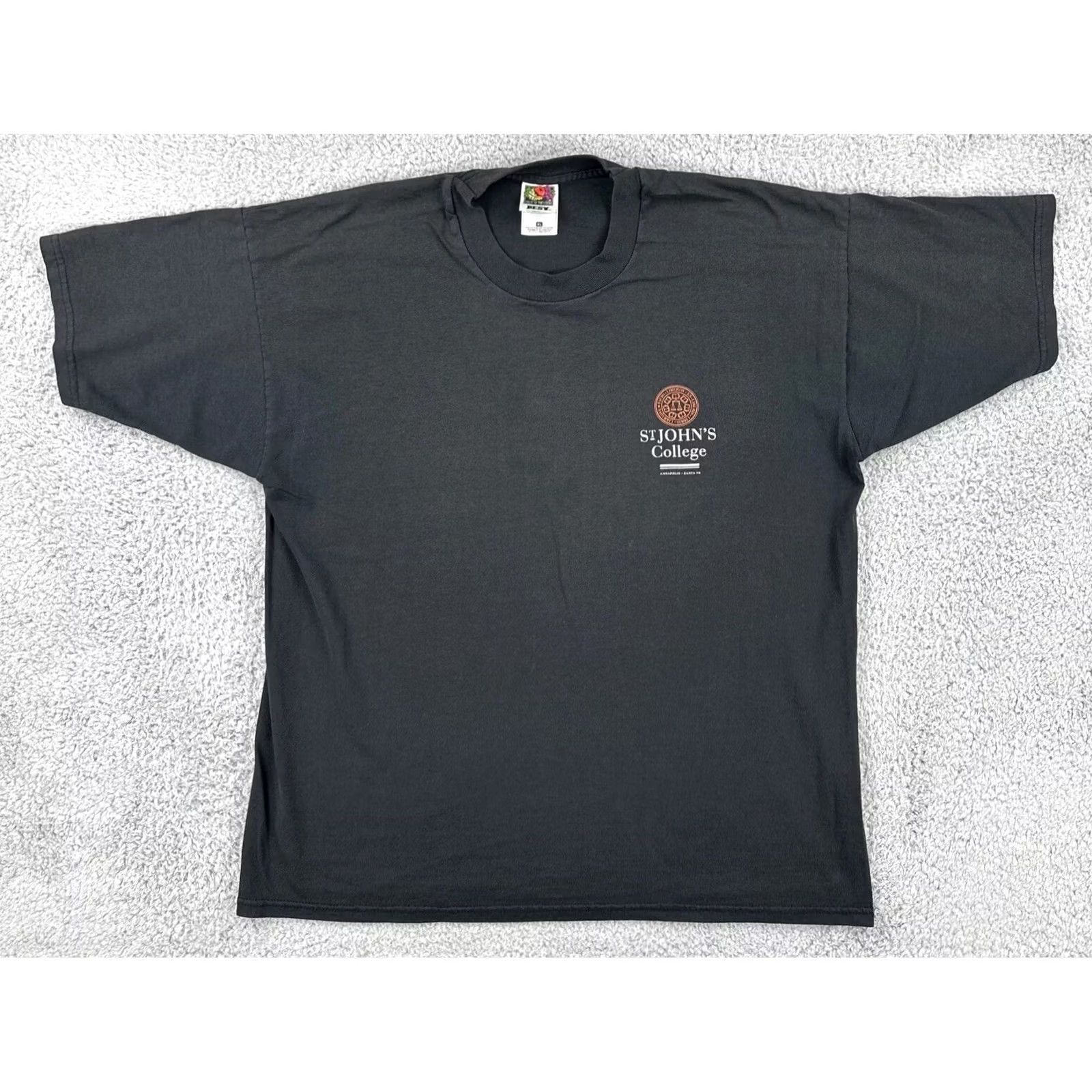 Fruit Of The Loom VINTAGE Fruit of the Loom XL Black T Shirt St John’s College Santa Fe Annapolis Men 1990s Graphic Tee Size US XL / EU 56 / 4 - 2 Thumbnail