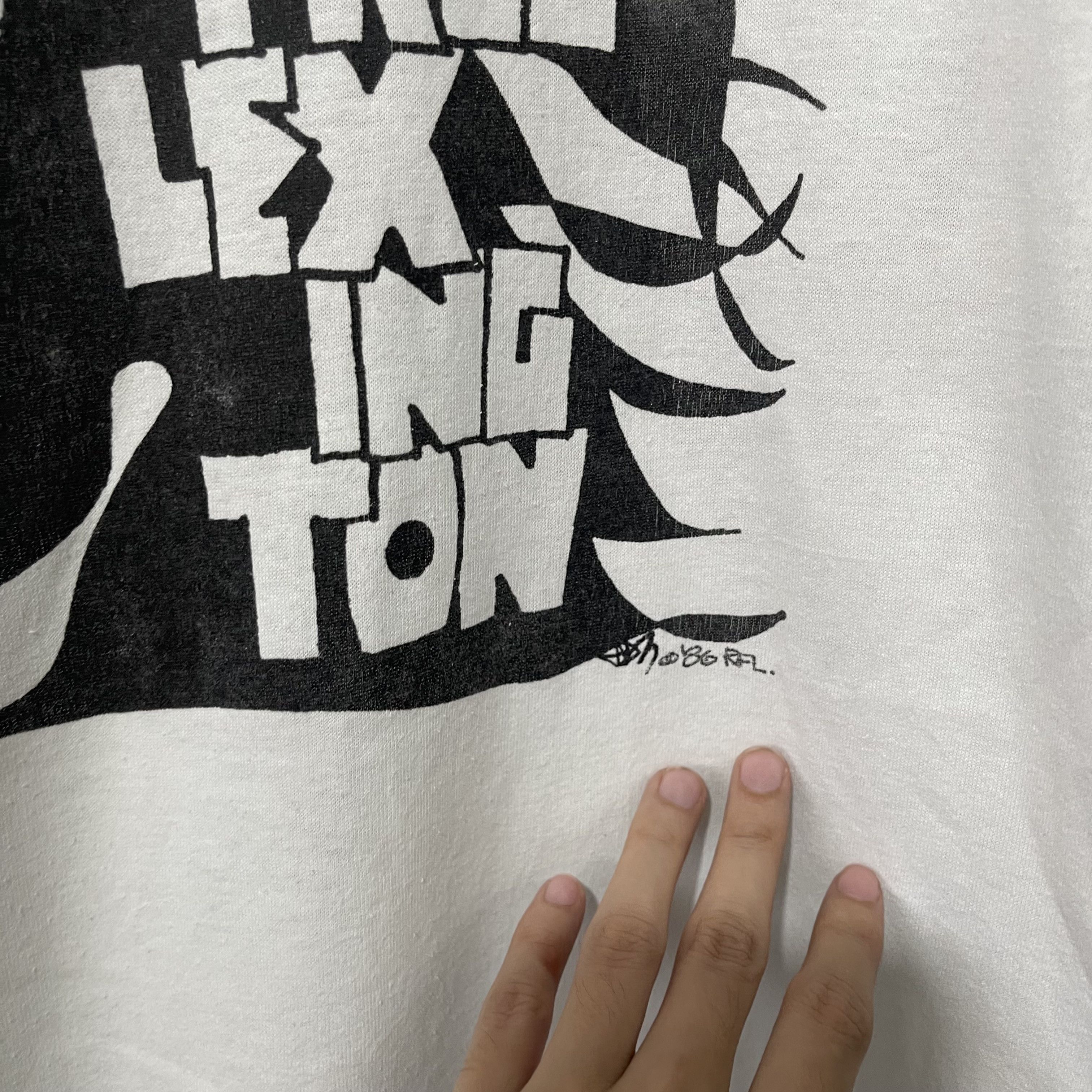 Vintage Vintage 90s Radio Free Lexington T-Shirt Size US M / EU 48-50 / 2 - 4 Thumbnail