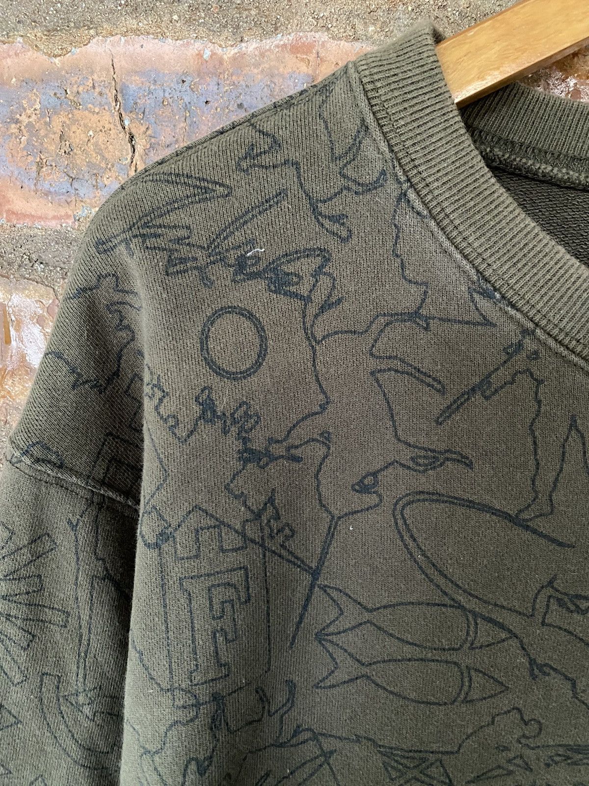 Futura OG 2000s Futura Pencil Grafiti all logo sweatshirts Size US XL / EU 56 / 4 - 8 Thumbnail