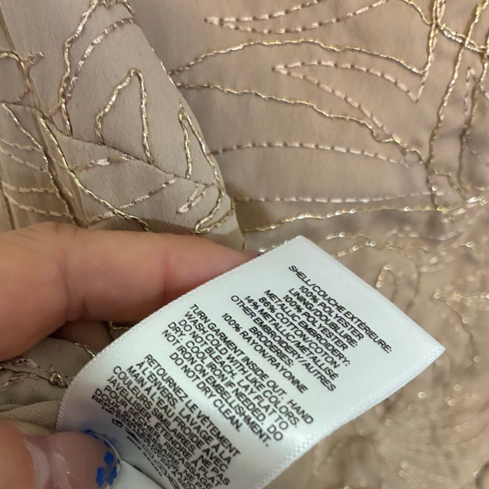 Express Express Sleeveless Metallic Gold Sheen Tan Button Top XS Size XS / US 0-2 / IT 36-38 - 4 Thumbnail