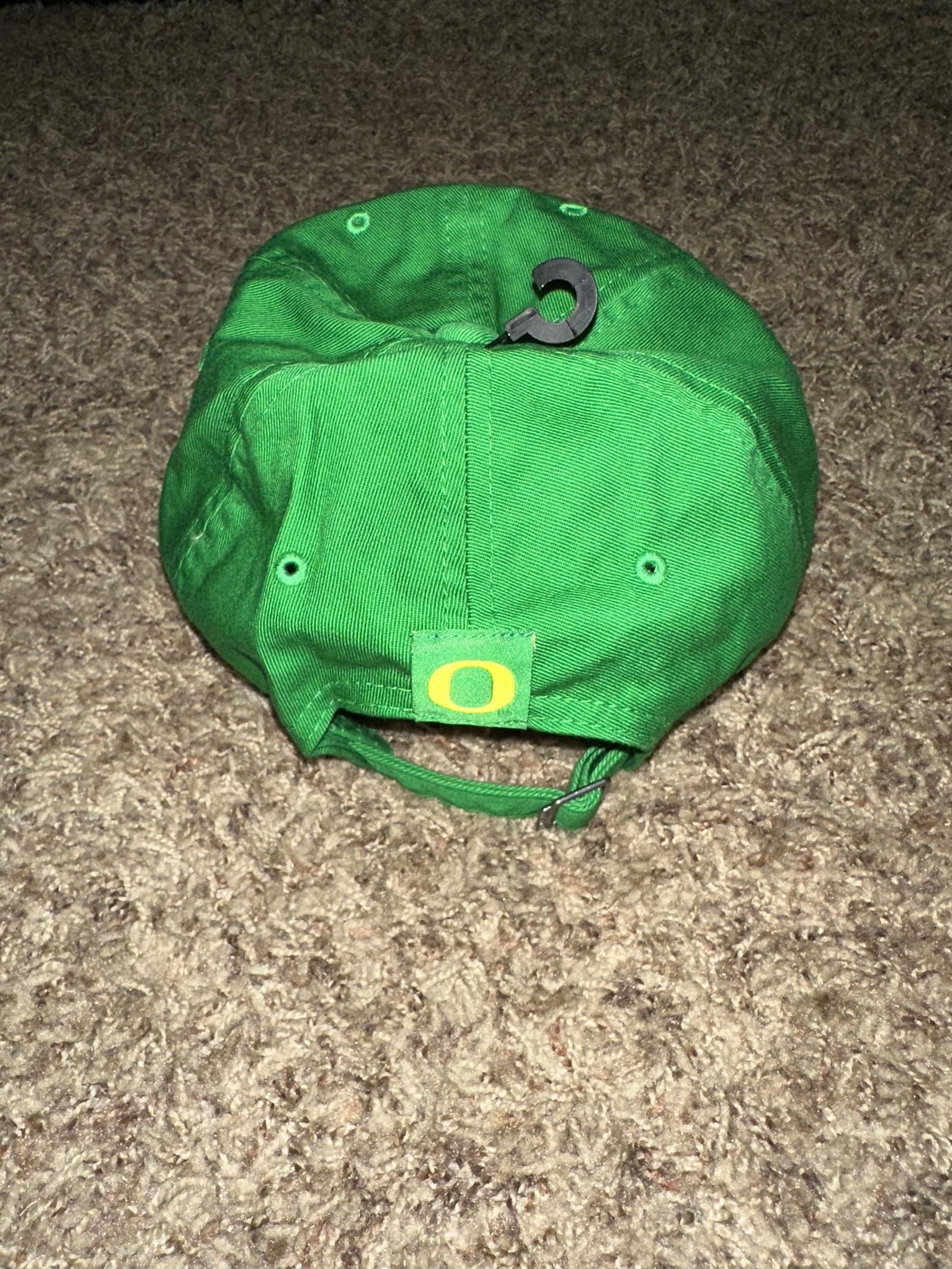 Nike Nike Adjustable Baseball Hat Embroidered Logo Oregon Size ONE SIZE - 4 Thumbnail
