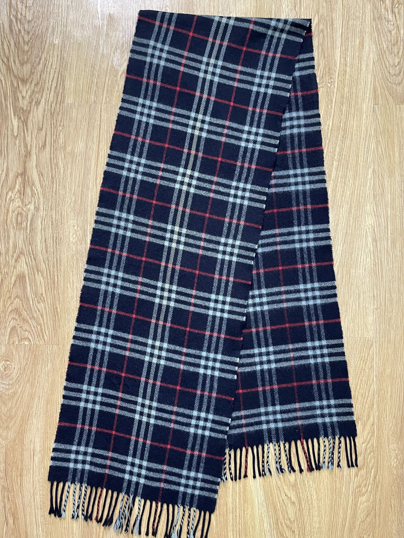 Burberry Vintage Burberry Scarf / Muffler - 6018 Size ONE SIZE - 5 Thumbnail