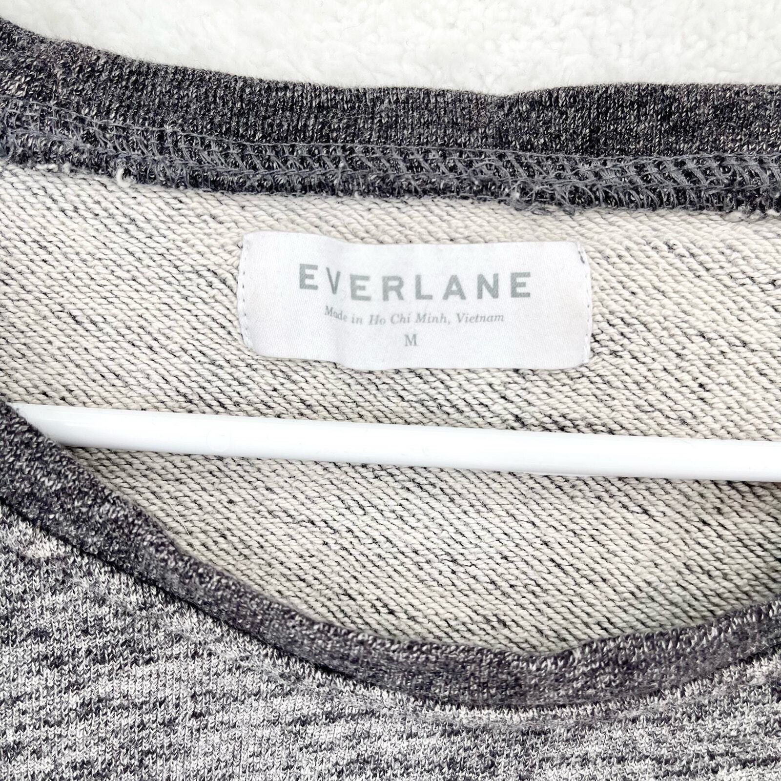 Everlane Everlane Raglan Gray Short Sleeve Swoop Neck Sweater Medium Size M / US 6-8 / IT 42-44 - 2 Thumbnail