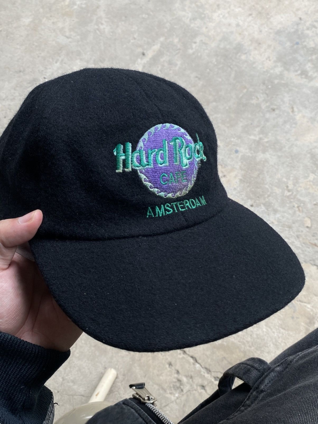 Hard Rock Cafe Hard Rock Cafe Amsterdam Wool Hat Size ONE SIZE - 2 Thumbnail
