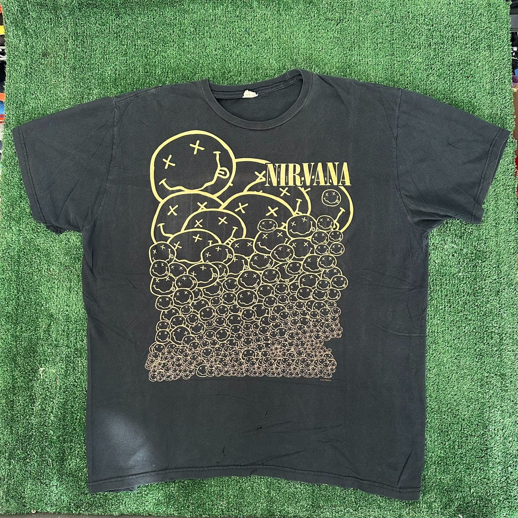 Nirvana Vintage Nirvana Smiley Face T-Shirt AOP Punk Grunge Band Tee Size US XL / EU 56 / 4 - 1 Thumbnail