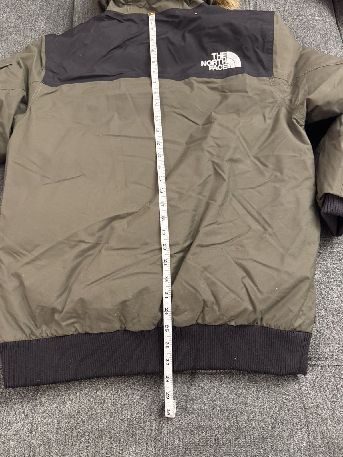 The North Face Olive green The North Face 550 Down jacket Size US M / EU 48-50 / 2 - 5 Thumbnail