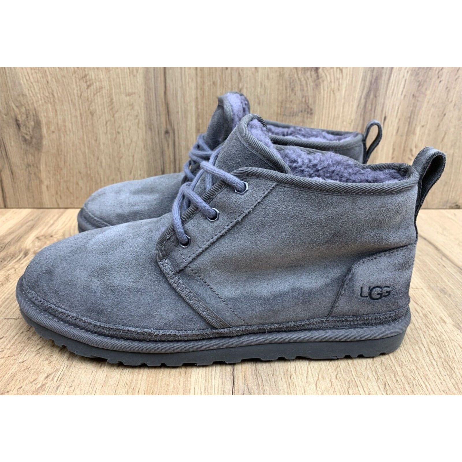VINTAGE UGG Mens Chukka Boots Size Gray Suede Fur Lined Casual