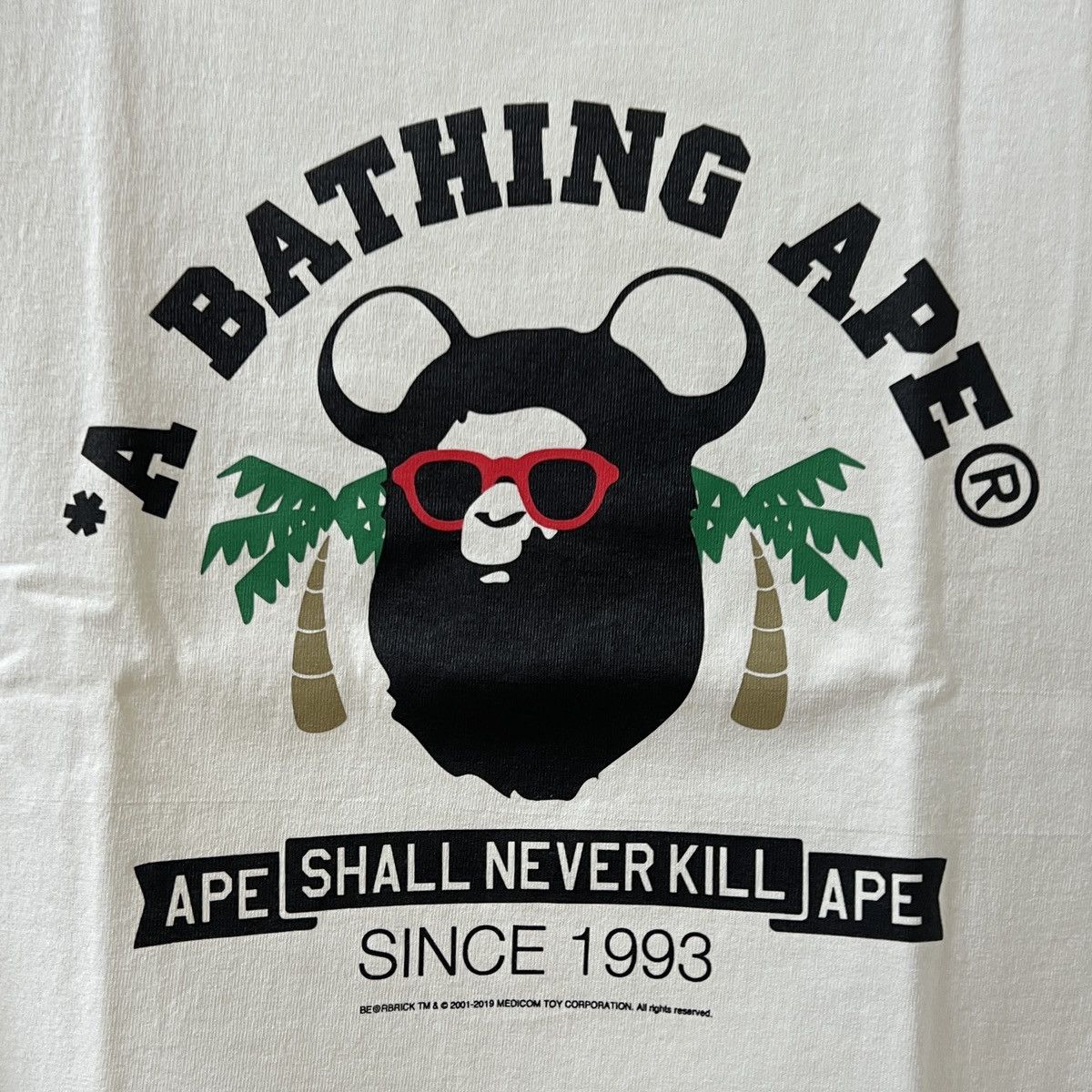Bape Bape x bearbrick Los Angeles 1st Anniversary tee Size US XXL / EU 58 / 5 - 7 Thumbnail
