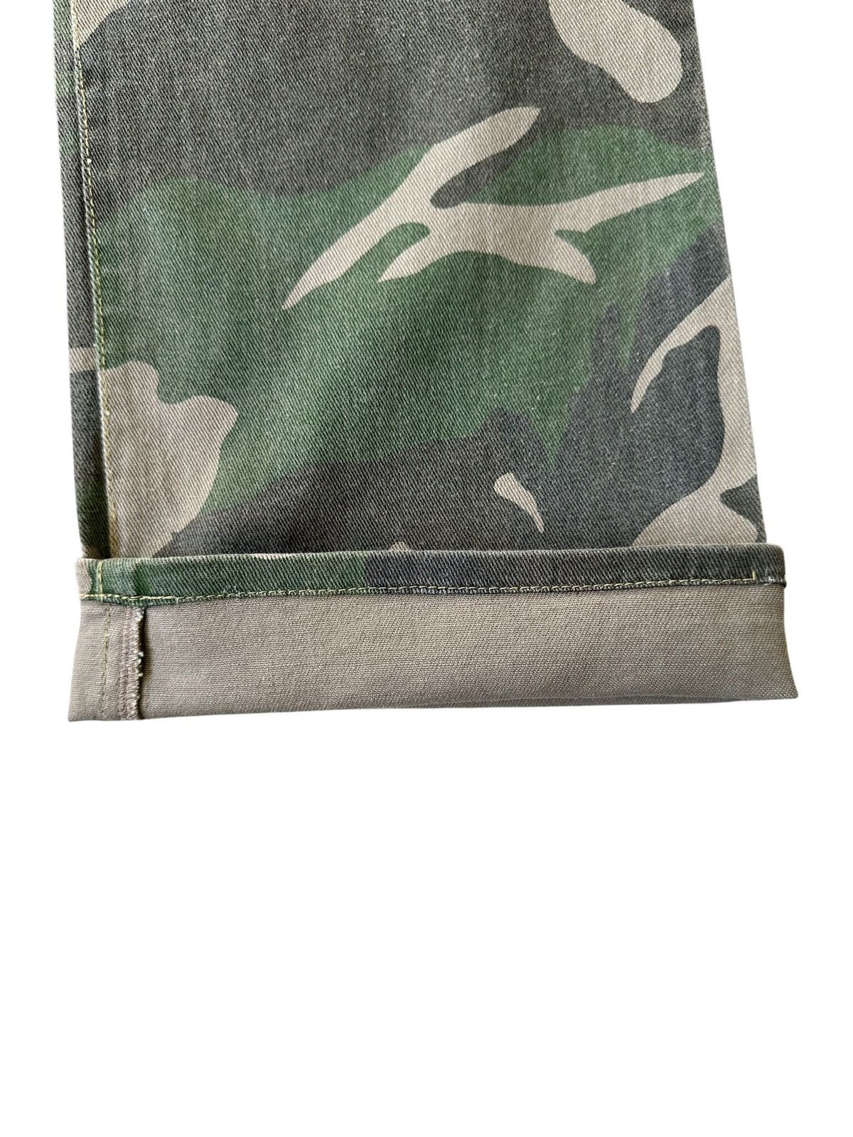 If Six Was Nine 2000's Oririn Jeans - jrock camo pant Size US 31 - 9 Thumbnail