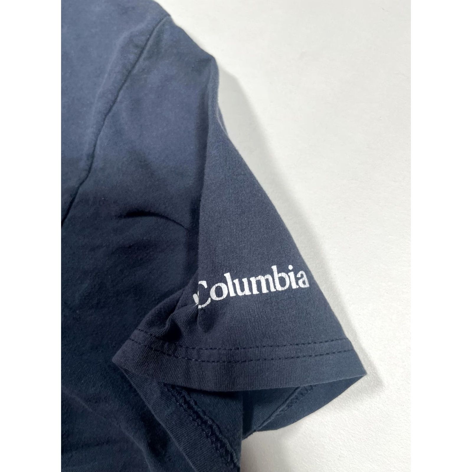Vintage Columbia Shirt Mens Large Blue Established 1938 Logo Graphic Outdoor Hiking Tee Size US L / EU 52-54 / 3 - 6 Thumbnail