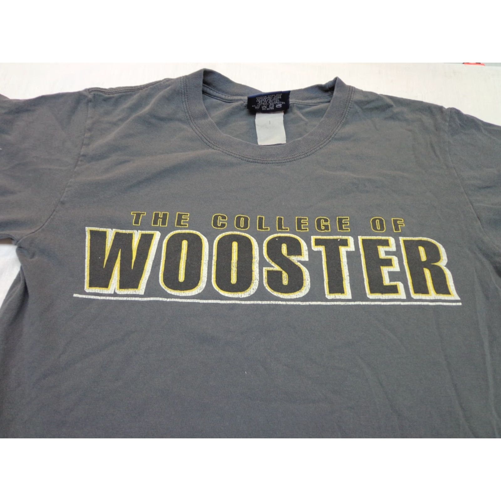 Jansport JanSport College Of Wooster Fighting Scots Gray T-Shirt Size S Mens Crew Neck Short Sleeve Logo Size US S / EU 44-46 / 1 - 2 Thumbnail