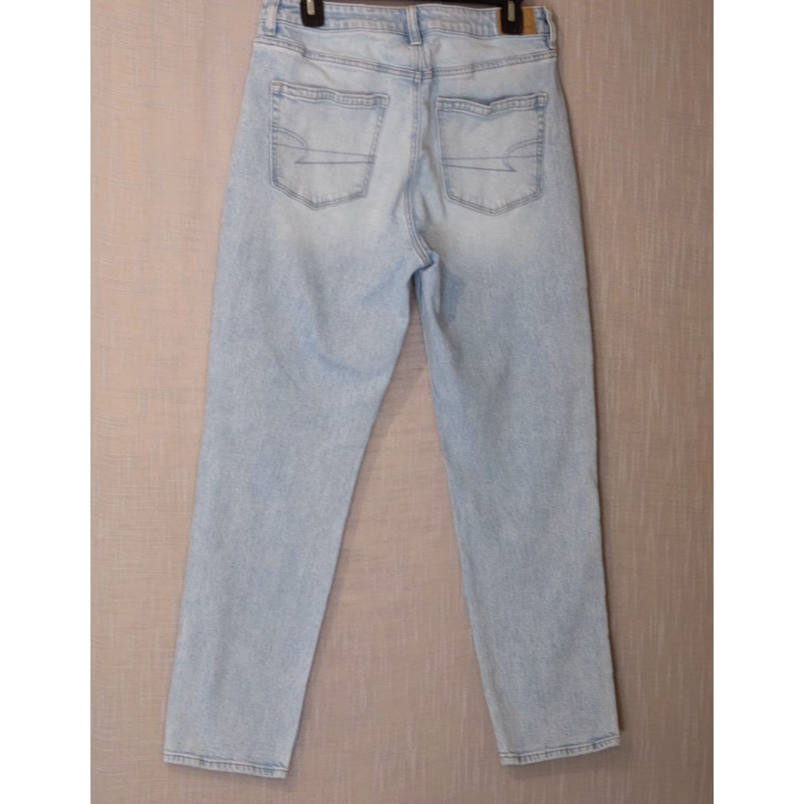 American Eagle Outfitters American Eagle Outfitters Strigid Mom Jeans Light Wash High-Rise Women’s 8 Blue Denim 5-Pocket Distressed Stretch Regular Inseam 27-1/2 in Womens Size 30" / US 8 / IT 44 - 5 Thumbnail