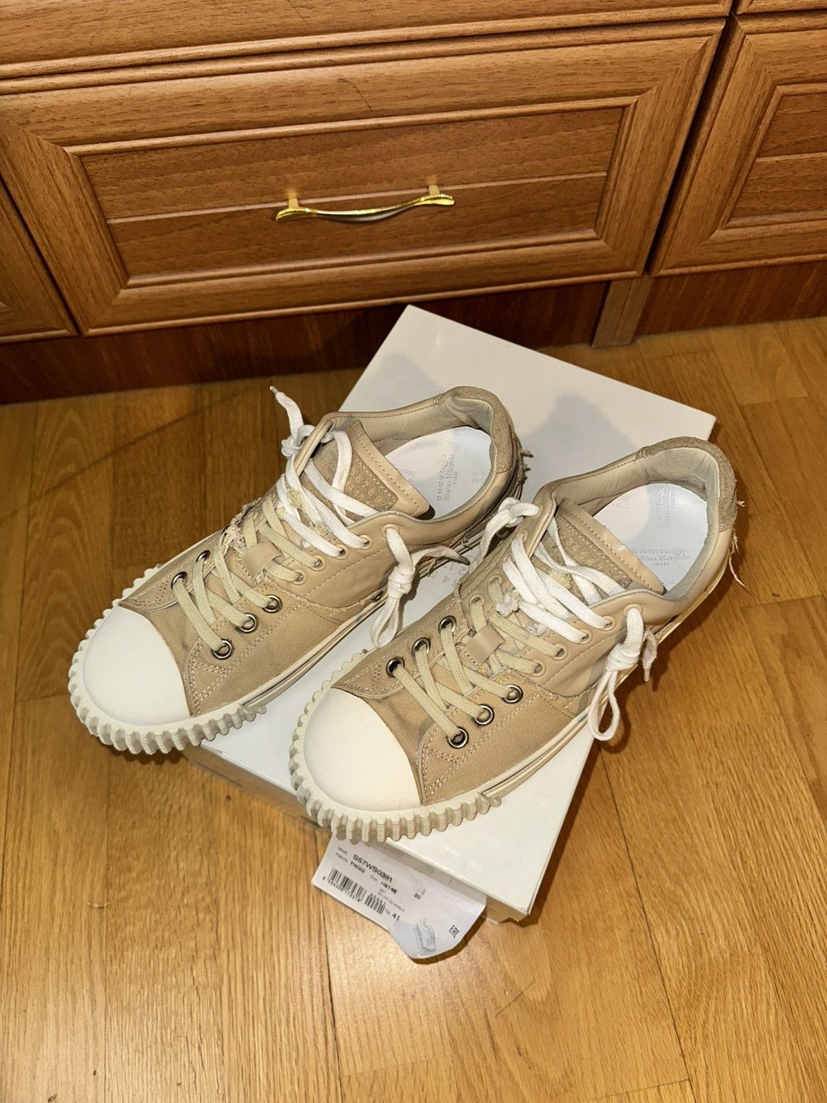 Maison Margiela Maison Margiela Evolution Low Distressed Sneakers Beige Size US 8 / EU 41 - 2 Thumbnail